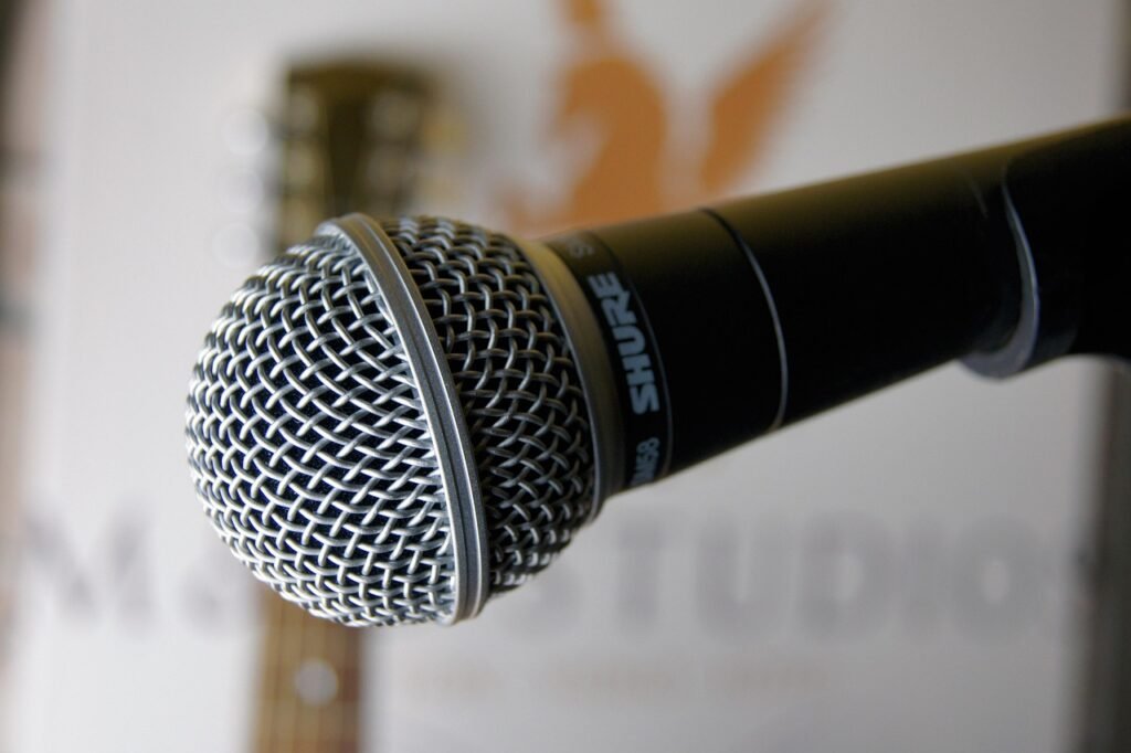 microphone, shure, singing, music, to sing, audio, »shure brothers« microphone, photography, sound waves, volume, microphone, shure, shure, shure, shure, shure, singing, sound waves